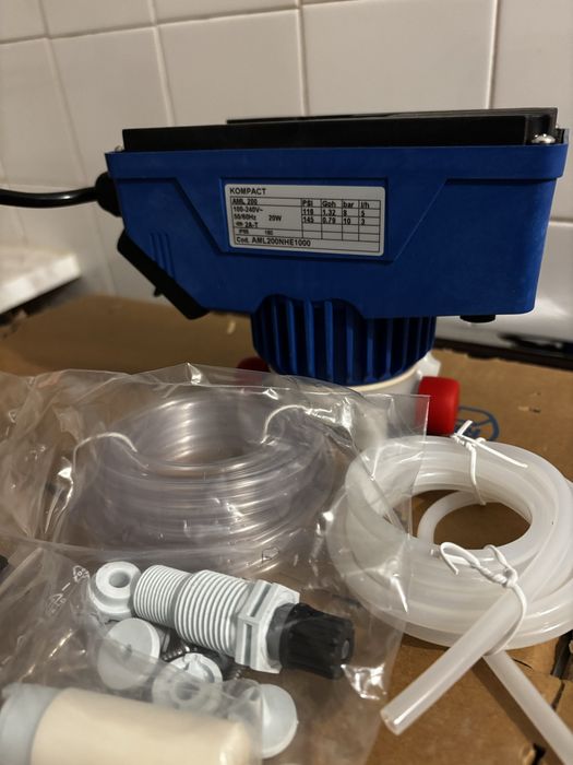 Дозаторна  помпа SEKO AML200NHE1000 – нова, комплект с маркучи