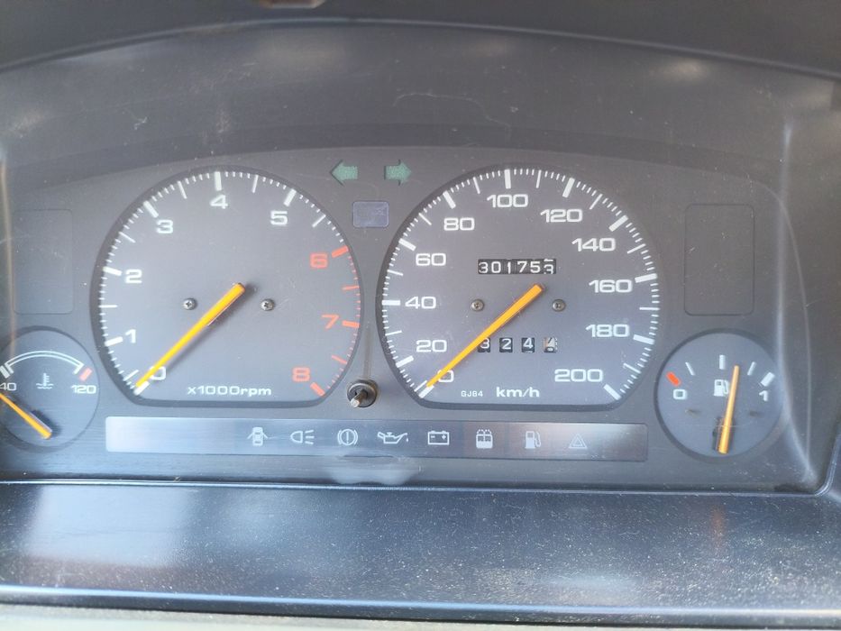 Продам Мазду 626 Переходка