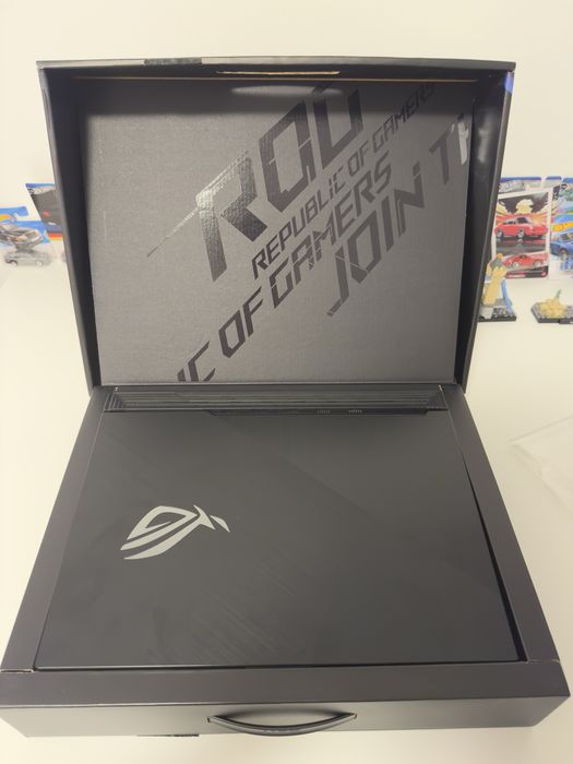 Laptop Gaming Asus ROG Strix G531GU Full Box