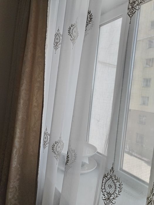 Продаю шторы с тюлью