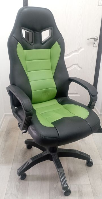 Кресло для офиса игровой