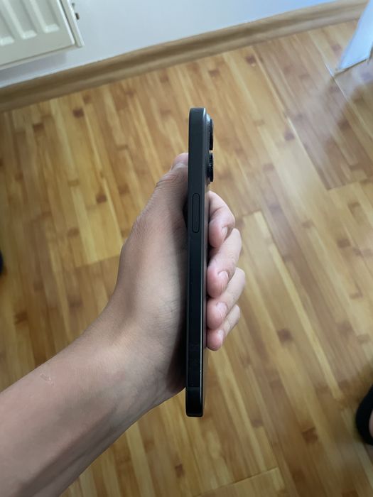 Iphone 15 impecabil !!