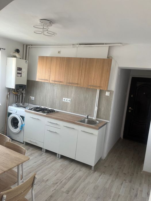 Inchiriez apartament cu 2 camere