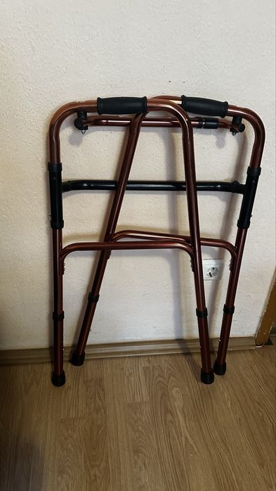 Cadru de mers din aluminiu senior