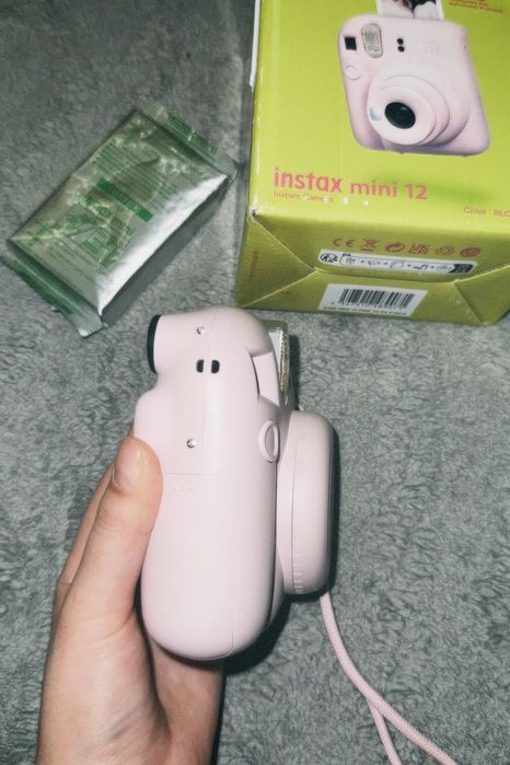 Фотоаппарат instax mini 12