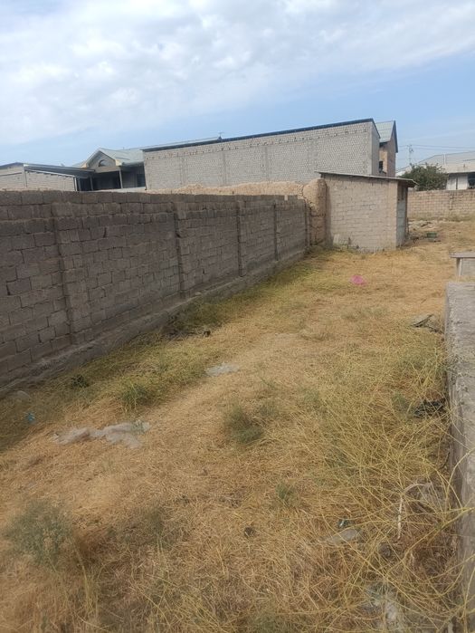 20/40 участка зангота тумани дамичида 1 балиқ хона ёнида