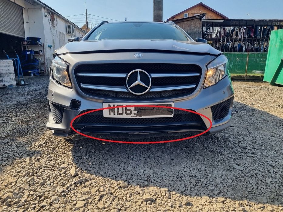 Ornament bara fata Mercedes GLA ( X156 ) 2013 - 2017 Mountain Grey 787 (1470) Diesel model fara spalatoare far GRILA DE JOS Garantie