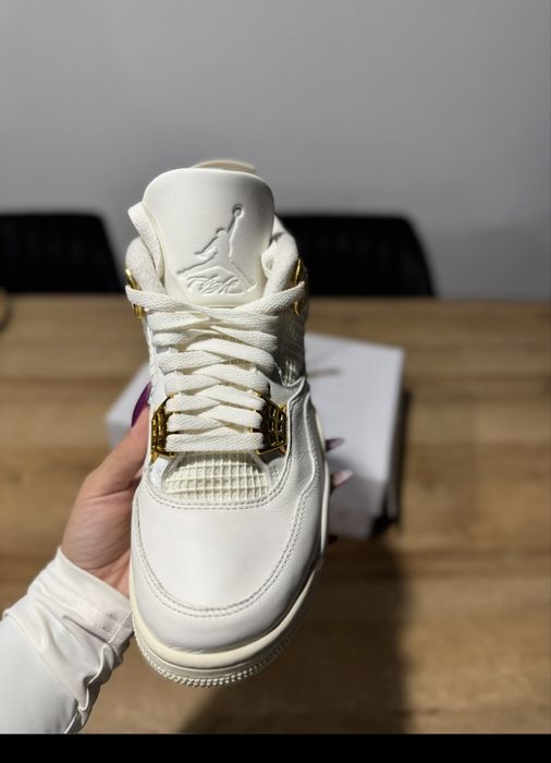 jordan 4 metallic gold
