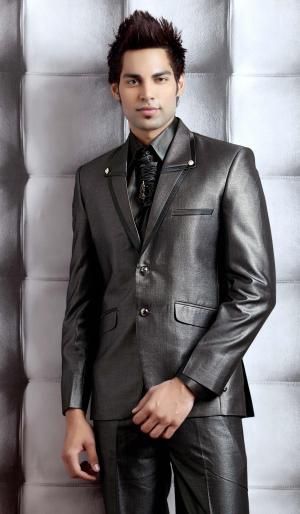 Продам мужской костюм