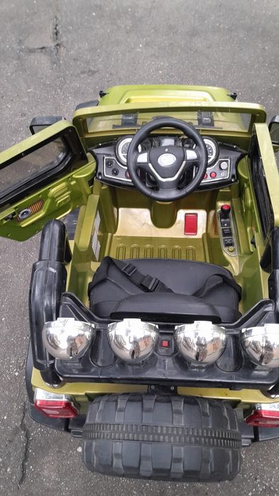 Masina kids jeep