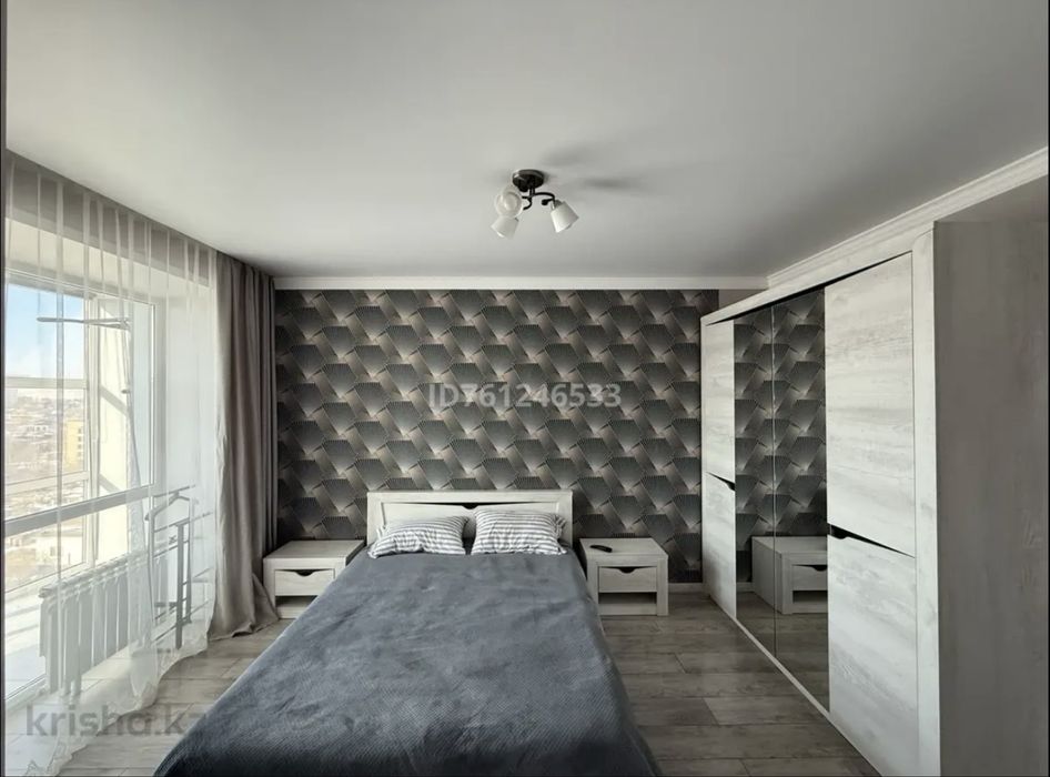 Продам спальный гарнитур