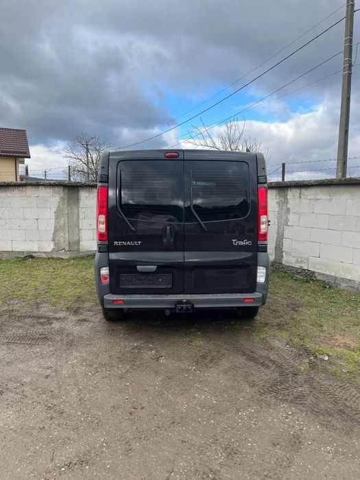 Vand Renault Trafic 2.0 euro 5