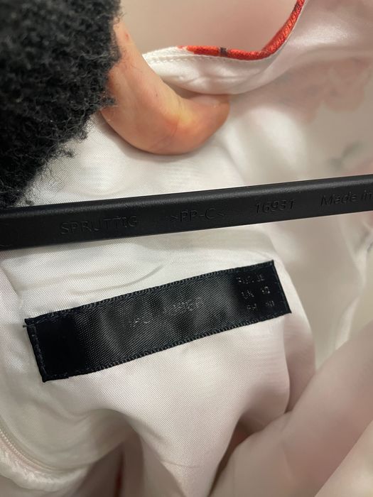 Rochie înflorată cu buzunare midi