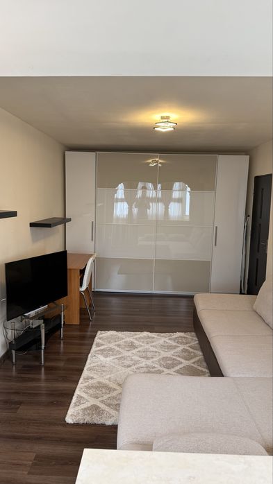 De inchiriat garsoniera - zona Nerva Traian - cu loc de parcare inclus