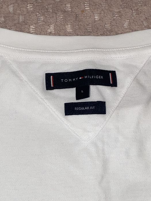 5 bucati Tricouri tommy originale  M / L     NOI !!