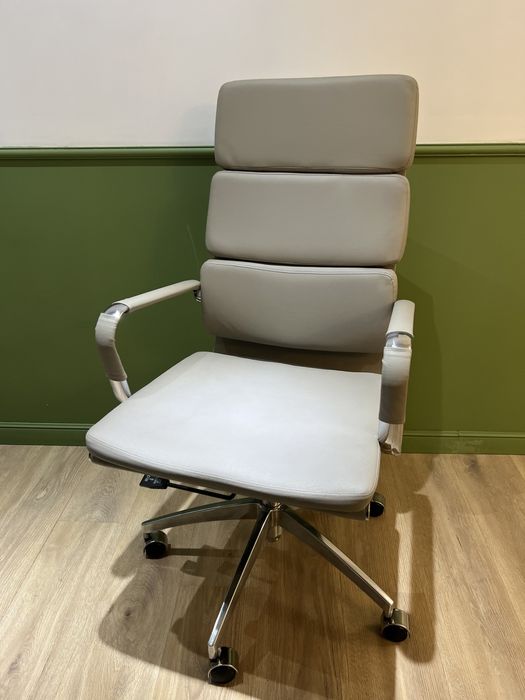 Кресло для офиса и дома Eames Рабочее кресло