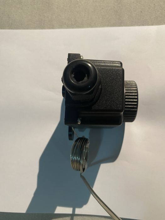 Vand 8 buc Termostat cu capilar 0-300°