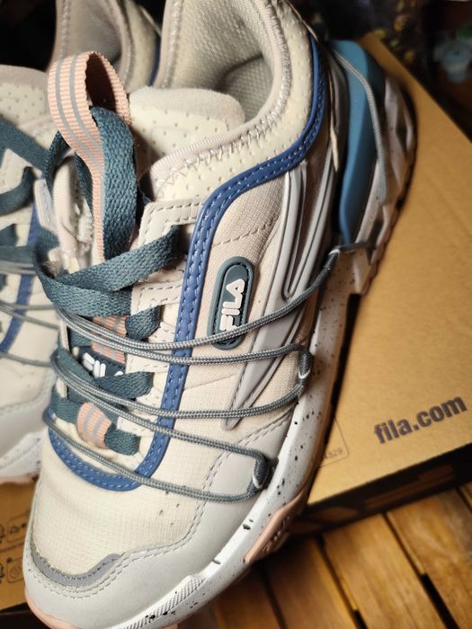 Fila 38 номер .....