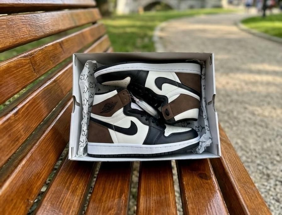 Adidasi Jordan 1 Mocha - Sneakers High