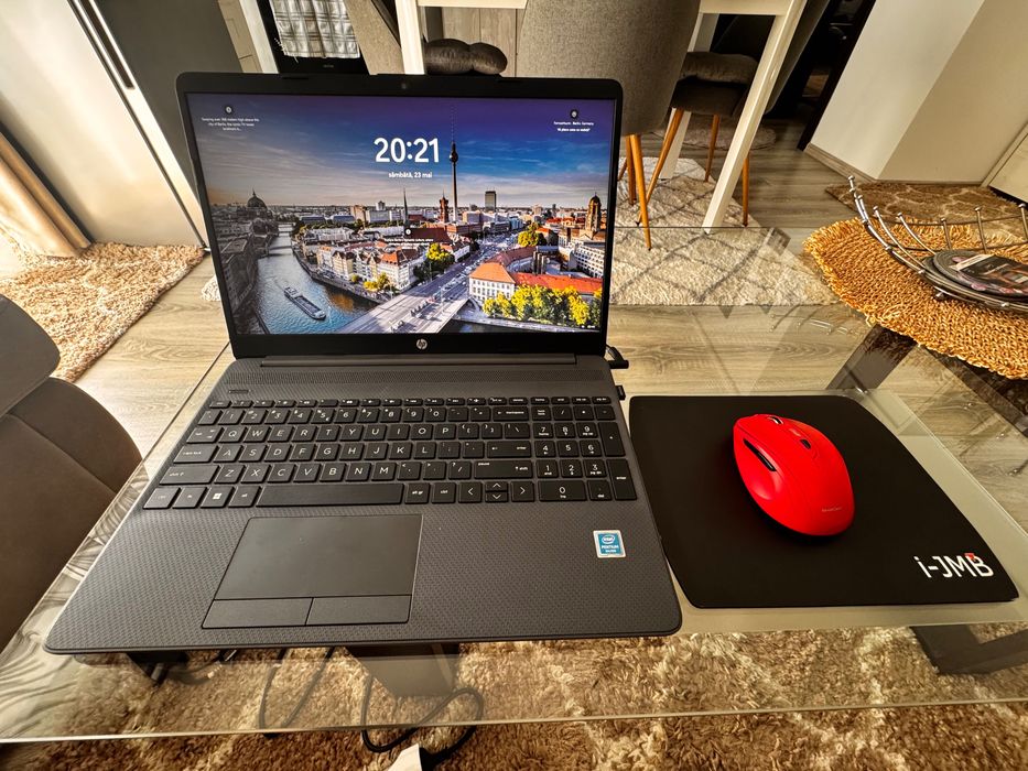 Laptop HP, licente Window 11 & Office 2021, mouse wireless + ghiozdan cadou