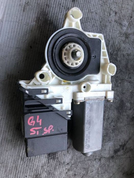 Motoras macara stanga spate vw golf 4