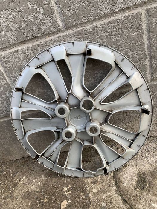 Калпак Оникс сотилади.