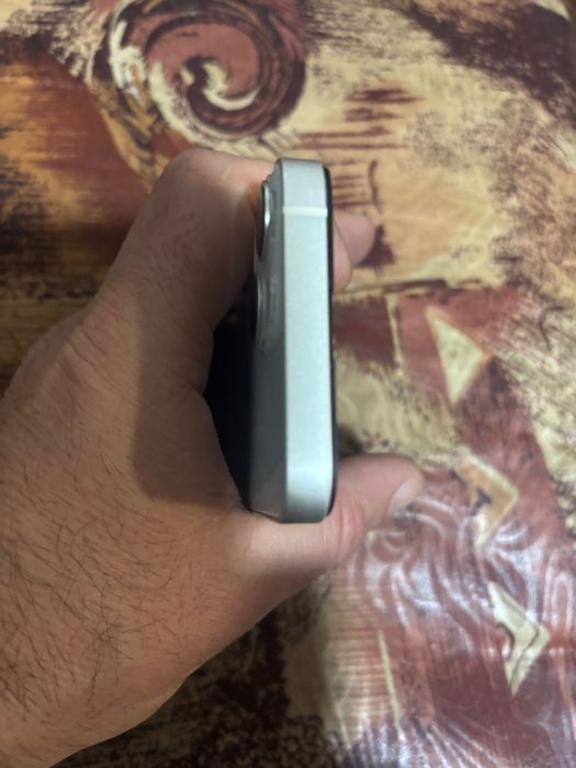 Айфон 13 мини -128 гб Много запазен реновиран от Флип бг