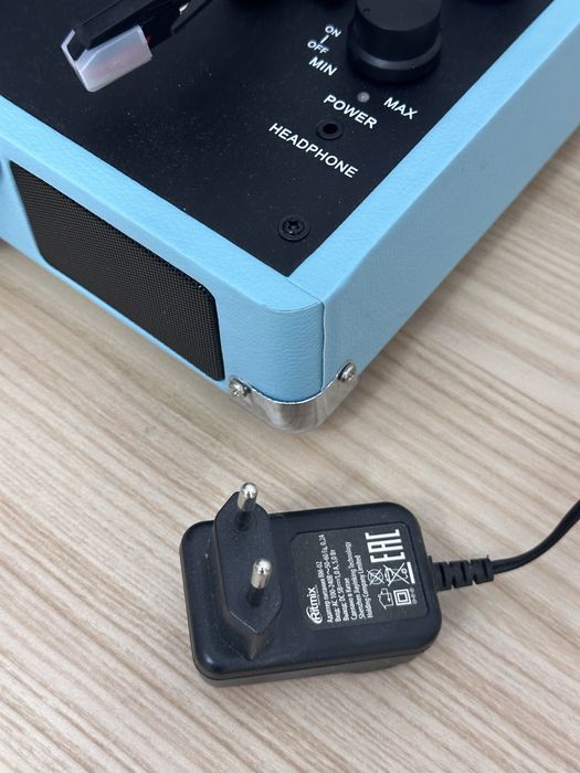 Виниловый проигрыватель Ritmix