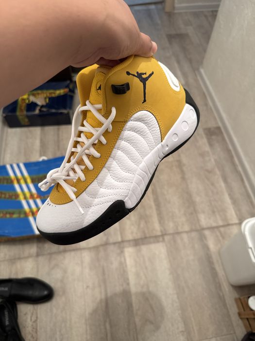 Продам кргссовки