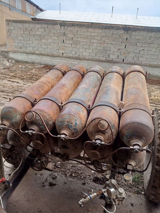 Metan balon sotiladi 10 tali katta balon