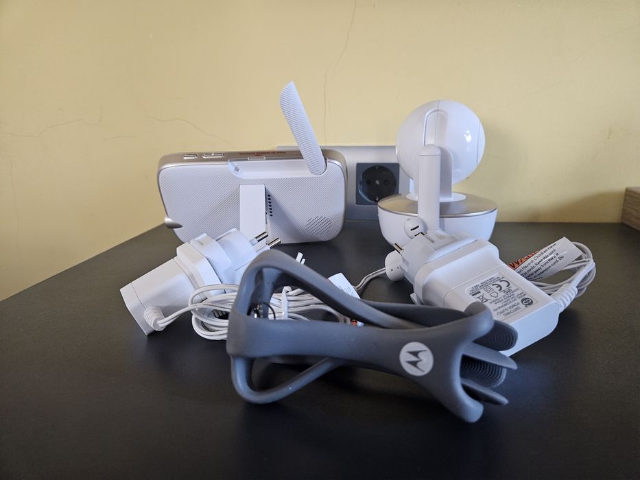 Видео Бебефон Motorola MBP855 Connect