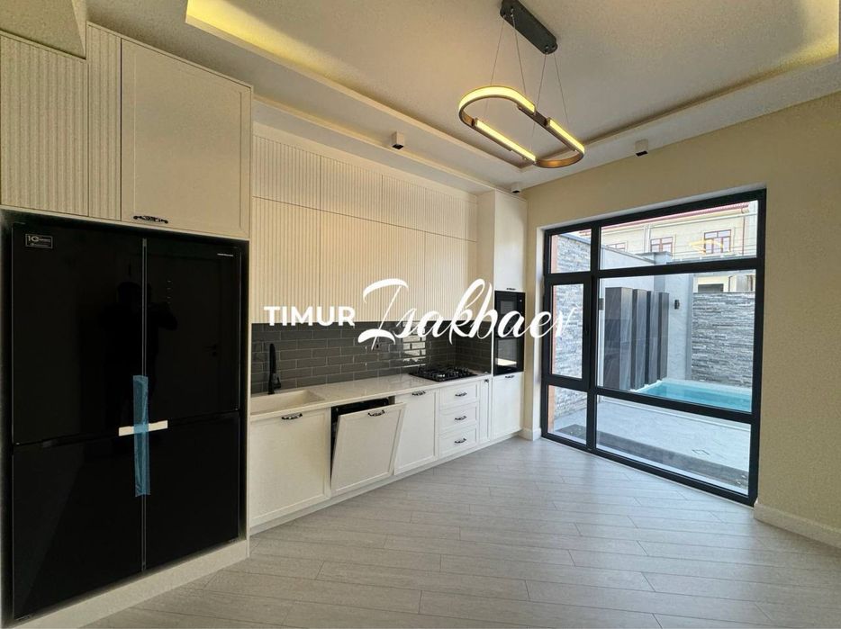 Продам Новый ЕвроДом Hi Tech ул.Циолковского 2 сотки