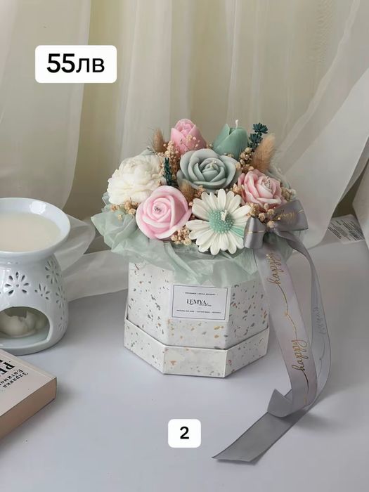 Ръчно изработен букет от соеви свещи, Подаръчета за гости подарък жена