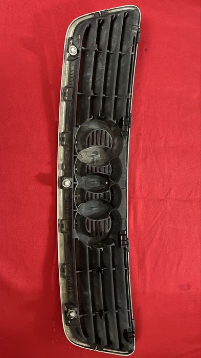 Решетка  радиатора для Ауди, Audi А6 С4