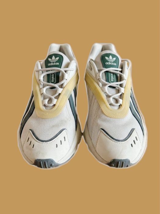 Adidas original Off-White & Gray Oztral Sneakers