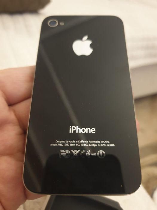 iPhone 4 A1332 16GB черный + чехол - идеальный корпус, на запчасти
