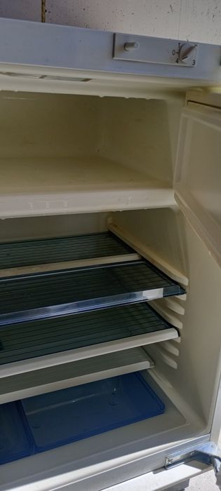 Vând frigider in stare foarte buna