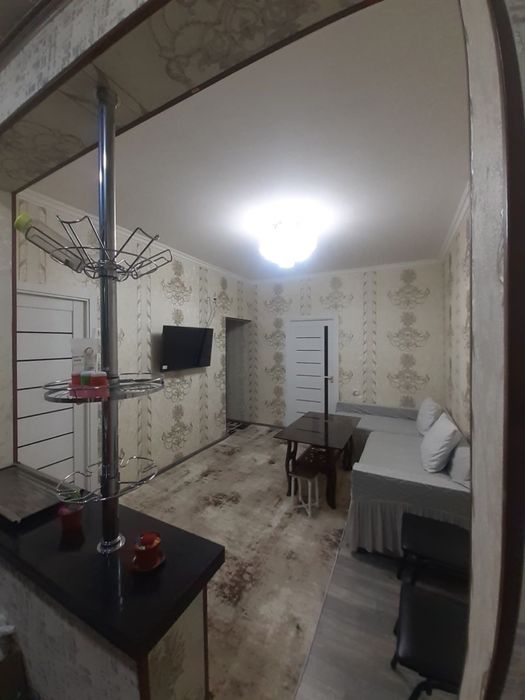 Qizlarga kv bezxozyayka Chilonzor 8 kv Rayhon kafe