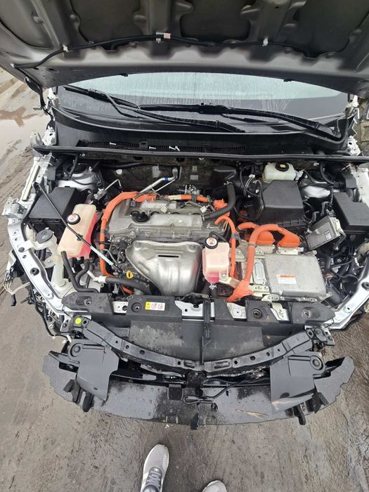 Toyota Rav 4 2017g  2.5 XIBRID НА ЧАСТИ САМО