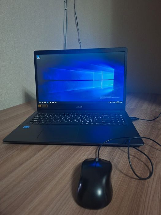 Продам ноутбук Acer в хорошем состоянии.