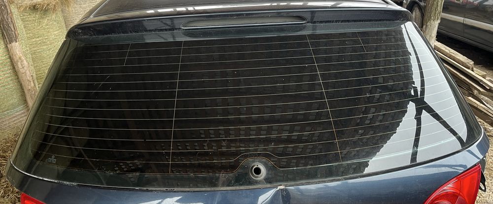 Luneta haion  Volkswagen Golf 5 2.0 SDI BDK 2005