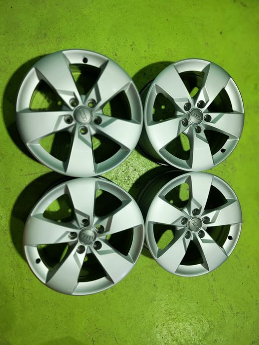 17 5x112 Audi A3 лети джанти 5х112 Ауди