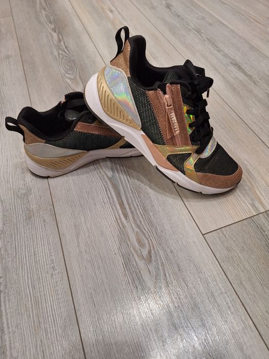 Дамски маратонки Skechers