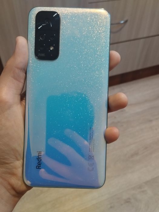 Продаю Redmi note 11
