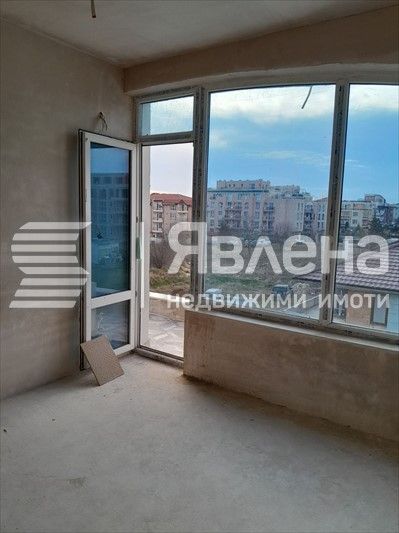 Продава се Тристаен апартамент в с. Равда, Област Бургас - 80 кв.м за 1300 €/кв.м - Снимка #4