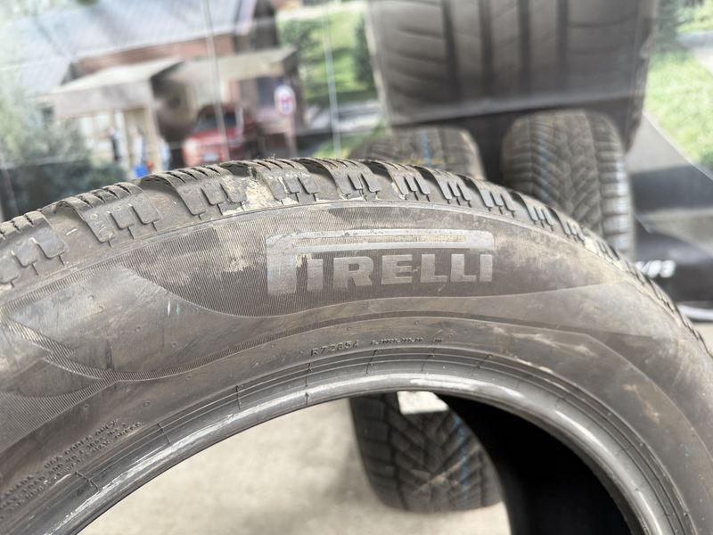 235/55/18 PIRELLI 4бр