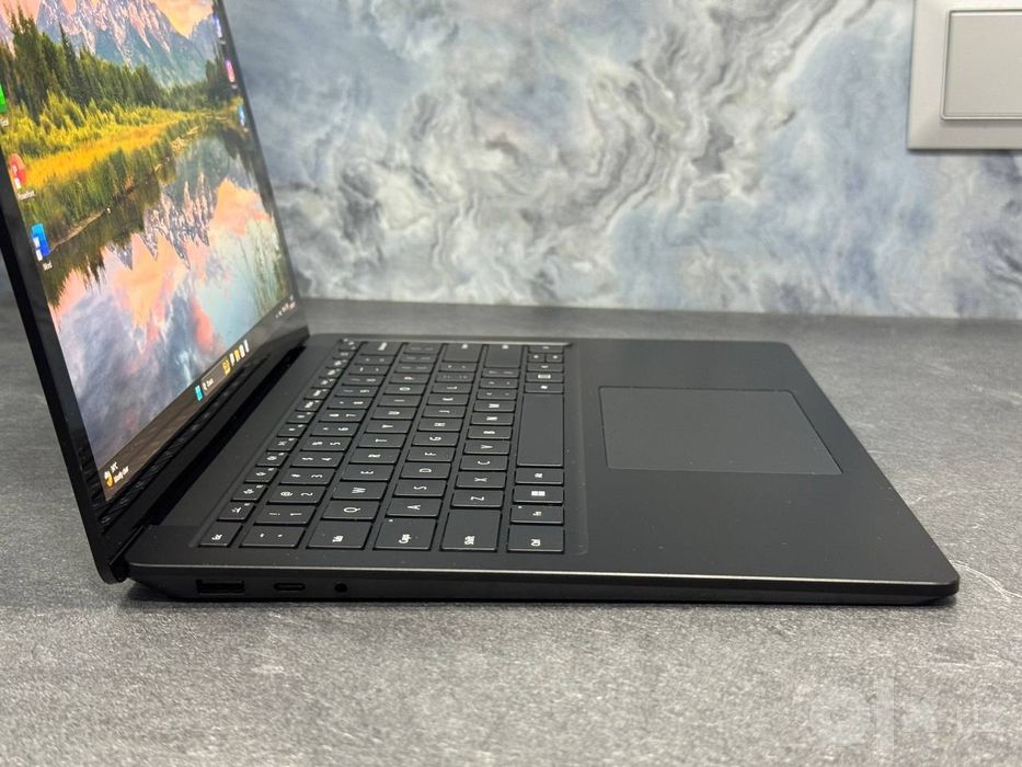 Microsoft Surface Laptop 4 | Sensorli ekran Core i7 / 16 GB / 256 GB S