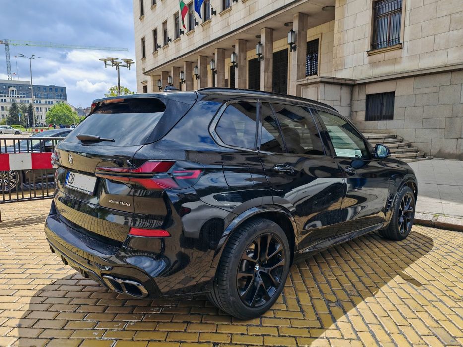 Луксозен автомобил под наем за вашият бал или сватба ! Rent a car
