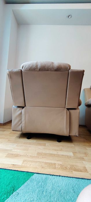 Fotoliu PASADENA Recliner cu Balansare, CREM [MOBEXPERT]