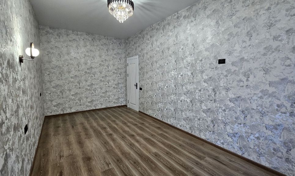 Orbita tomonda 1 xonali uy sotiladi